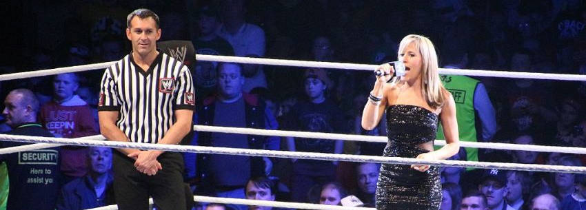 WWE-Ringsprecherin Lilian Garcia im interessanten Porträt Porträt über Lilian Garcia